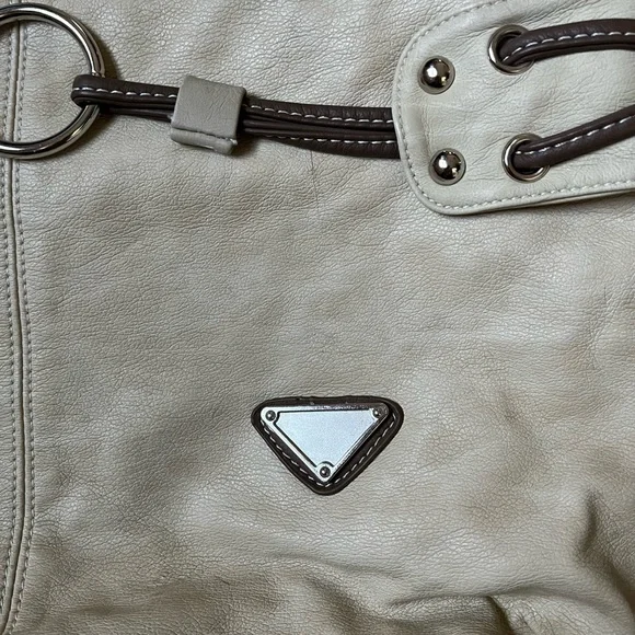 Tan pocketbook! - Picture 9 of 11